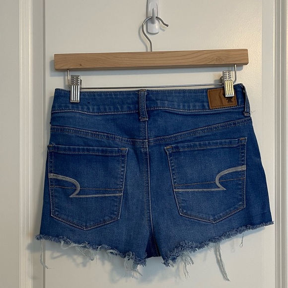 American Eagle Hi-Rise Shortie Shorts - Picture 3 of 4